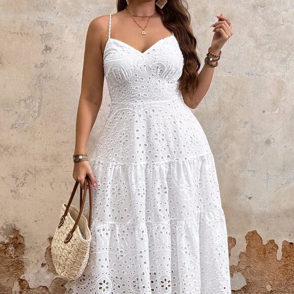 White Boho Casual Women's Plus Size Spaghetti Strap Fitted Long Dress - Picture 1 of 6